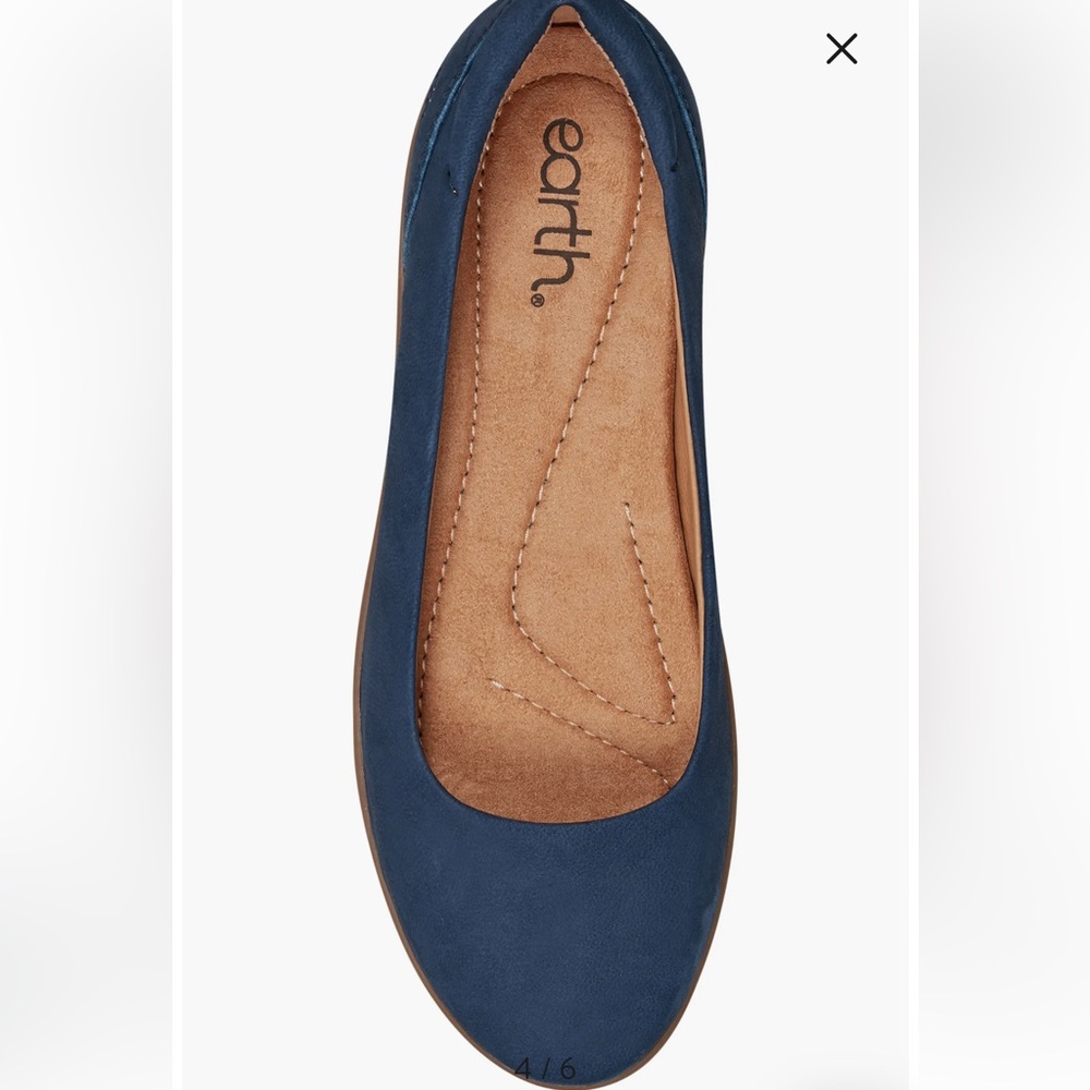 Landen Flat (Women)
Earth® NWOT Size 8W - Picture 2 of 7